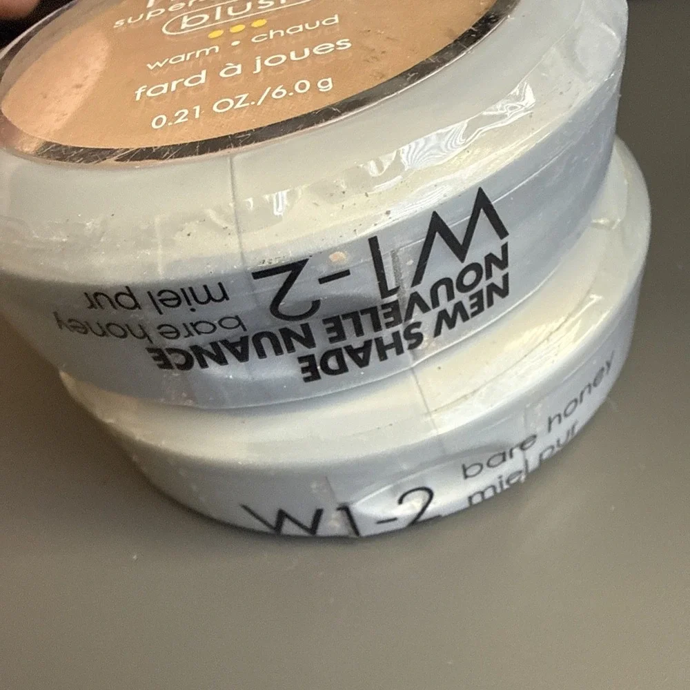 Lot x 2 NEW L'Oréal True Match Super-Blendable Blush - W1-2 BARE HONEY